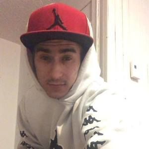 Meet your Posher, Dylan